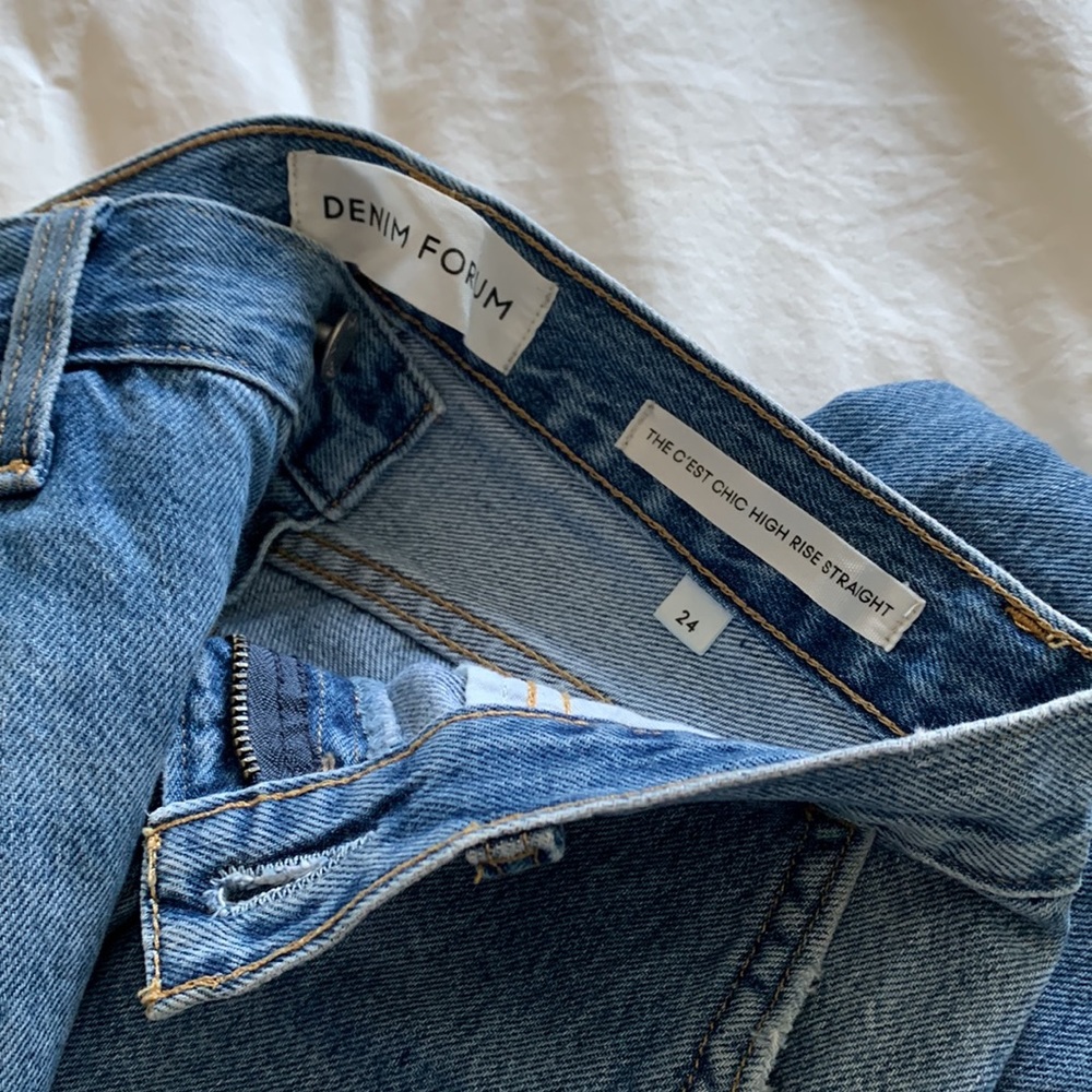 Aritzia Denim Forum The C’est La Chic High Rise Straight - Picture 5 of 7